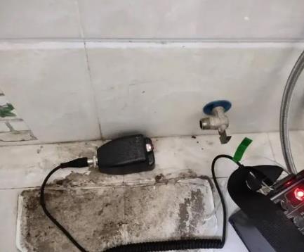 获嘉屋顶漏水维修公司分享下卫生间漏水的危害及解决方法